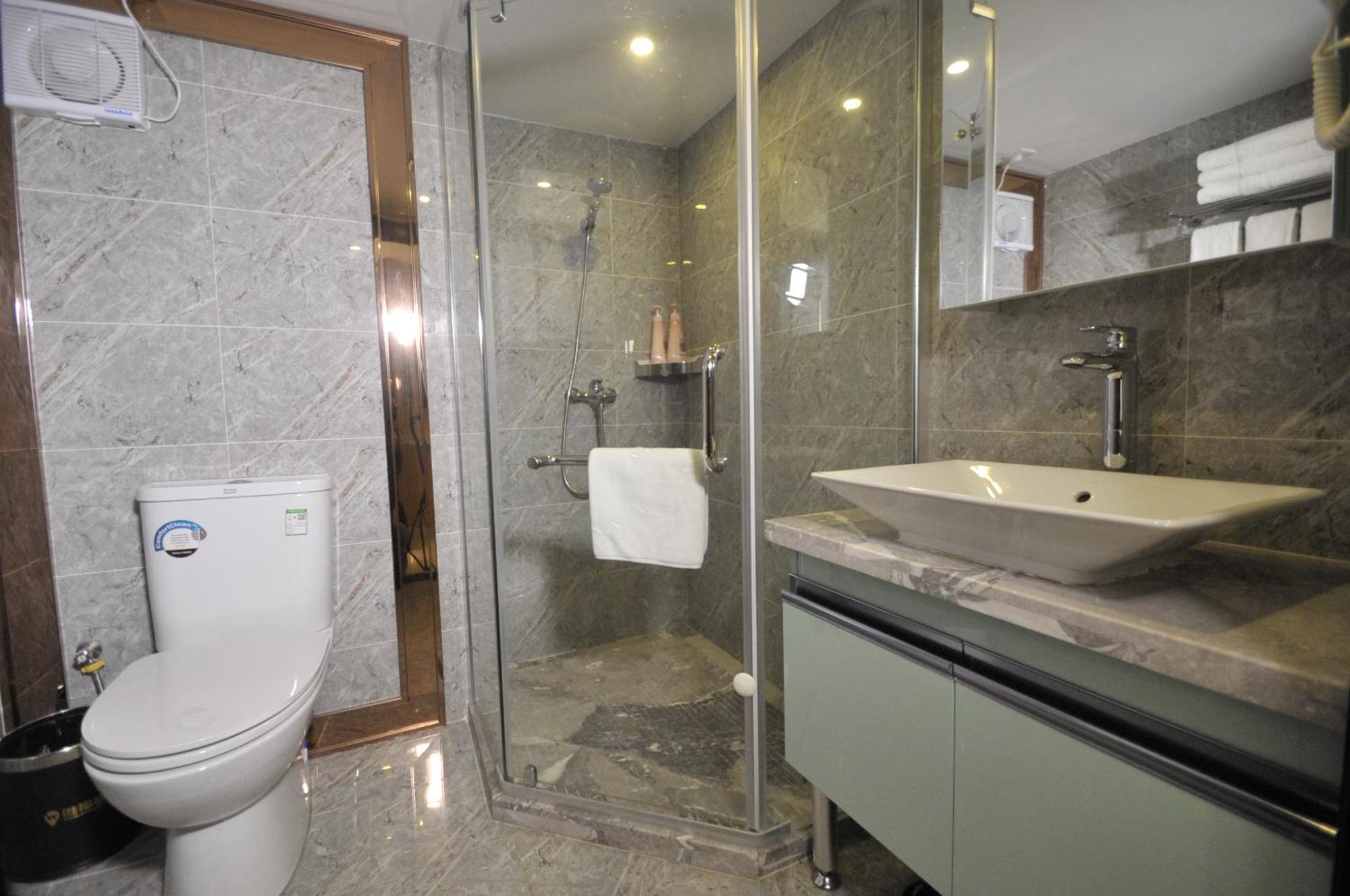 Waifiden Duplex Hotel Apartment Zhongyong Jinyu Branch-Free Shuttle Bus During The Canton Fair Kültér fotó