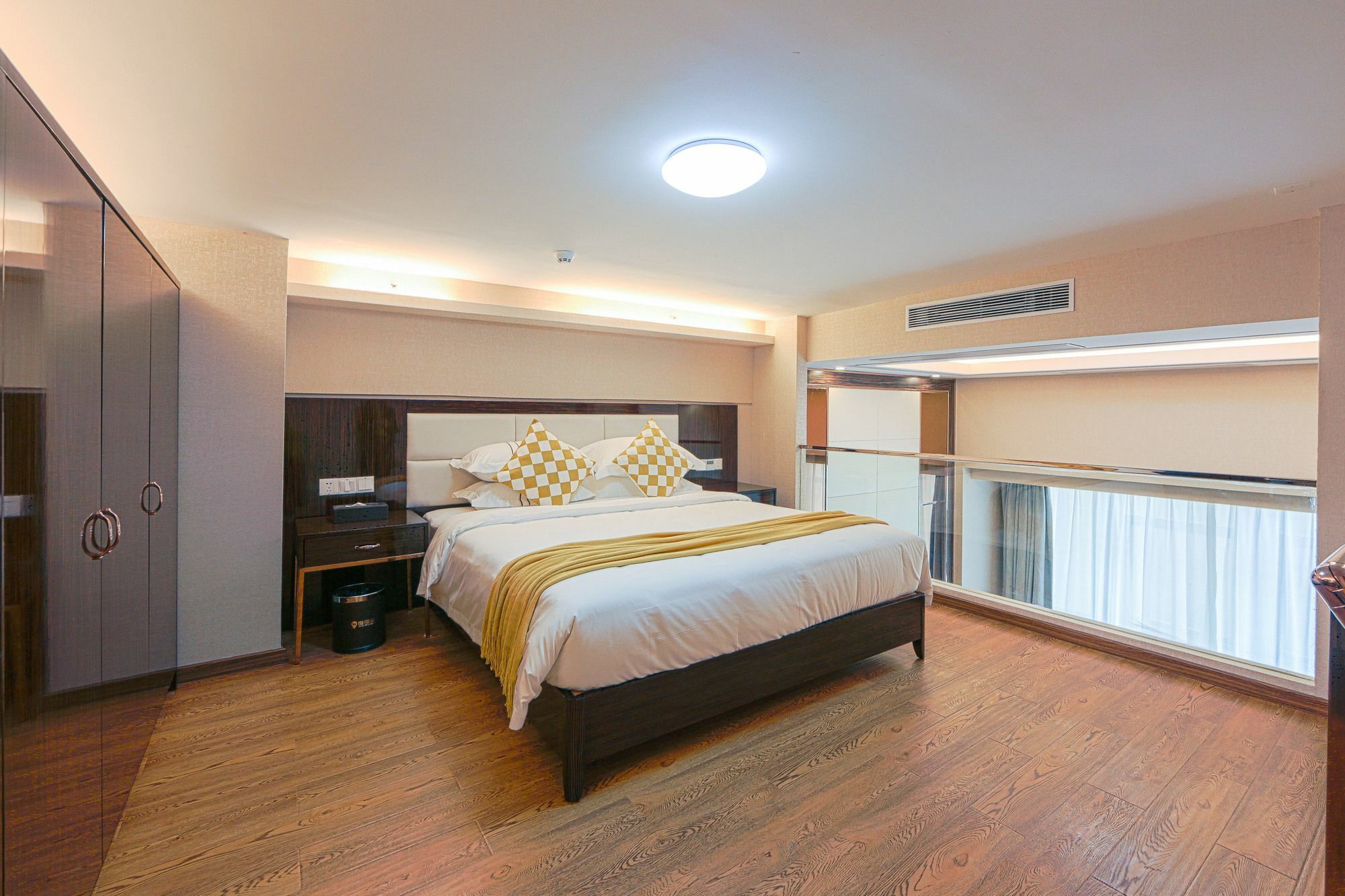 Waifiden Duplex Hotel Apartment Zhongyong Jinyu Branch-Free Shuttle Bus During The Canton Fair Kültér fotó